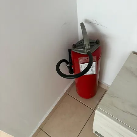 Center Apartment-modern,familyheaven,bus Station