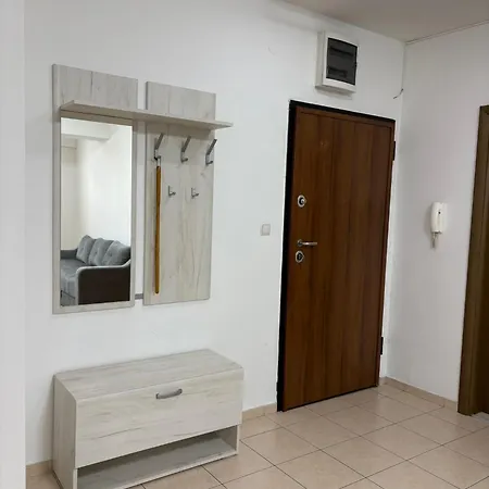 Center Apartment-modern,familyheaven,bus Station Daire
