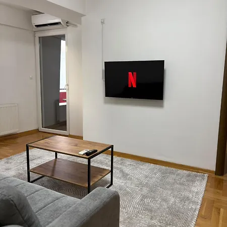 Daire Center Apartment-modern,familyheaven,bus Station *