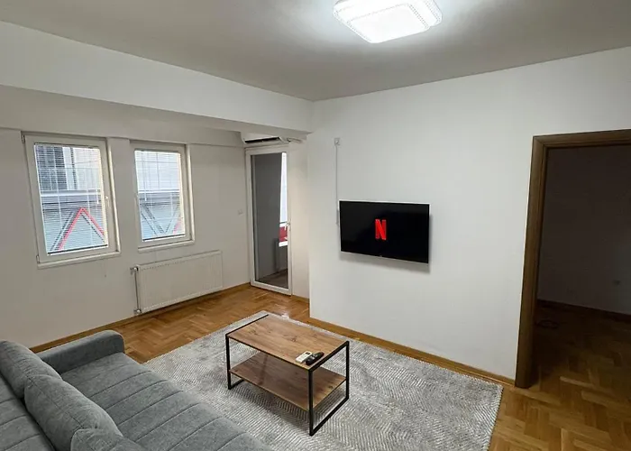 Center Apartment-modern,familyheaven,bus Station